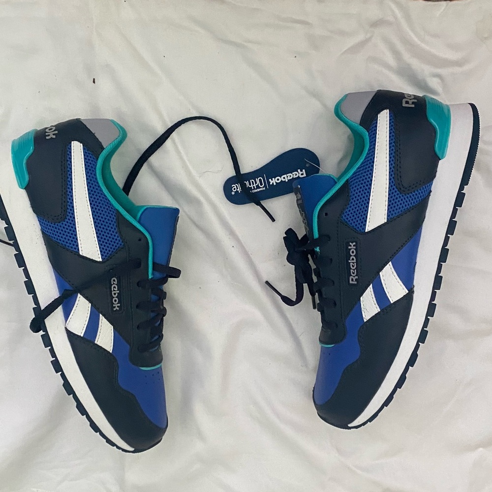 🎉🎉SOLD 🎉 NEW REEBOK ORTHOLITE SNEAKERS SIZE 9.5 BLUE ATHLETIC FASHION